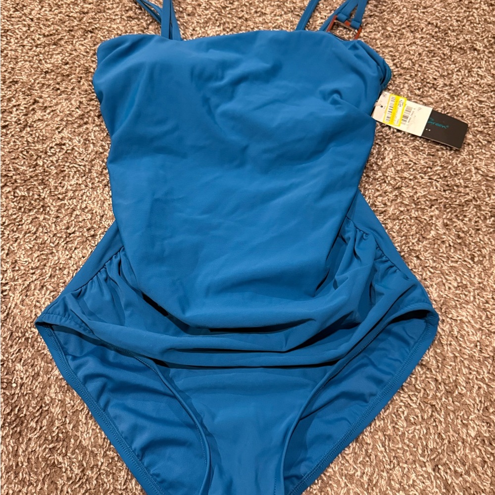 🍓Blue One-Piece Swimsuit - Picture 2 of 6